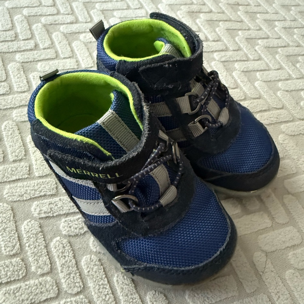 Merrell Sneakers - Picture 3 of 5